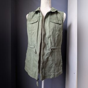 Olive Green Sleeveless Utility Vest